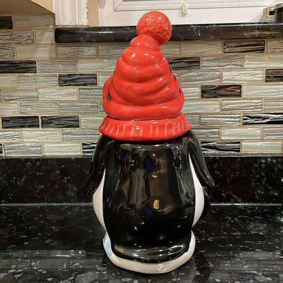 Pfaltzgraff Penguin Skate Red White Black Cookie Jar In Box- Box Has Damage - Picture 3 of 13